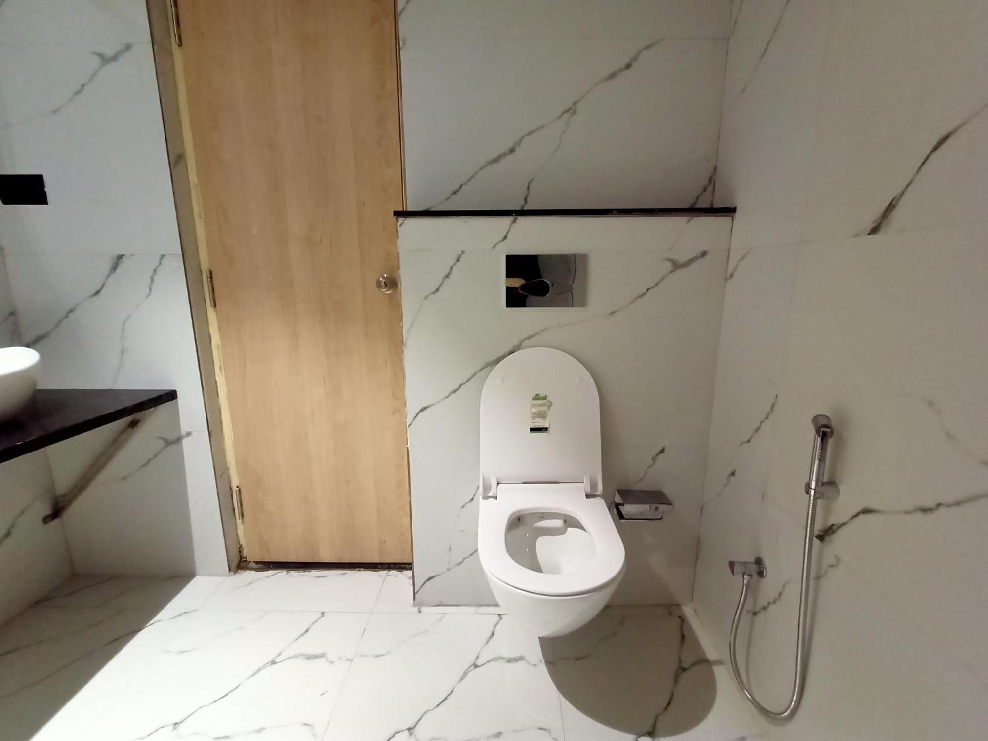 Hotel Global Inn -1 Km From Railway Station - Lift Food And Free Parking Lucknow Esterno foto
