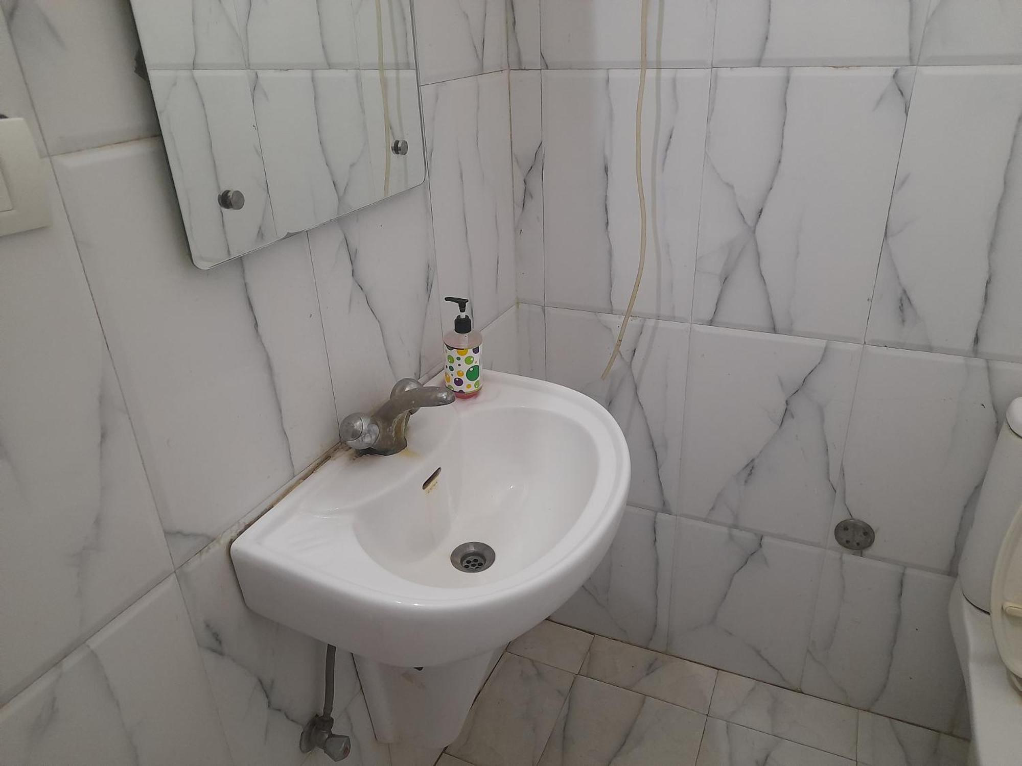 Hotel Global Inn -1 Km From Railway Station - Lift Food And Free Parking Lucknow Esterno foto