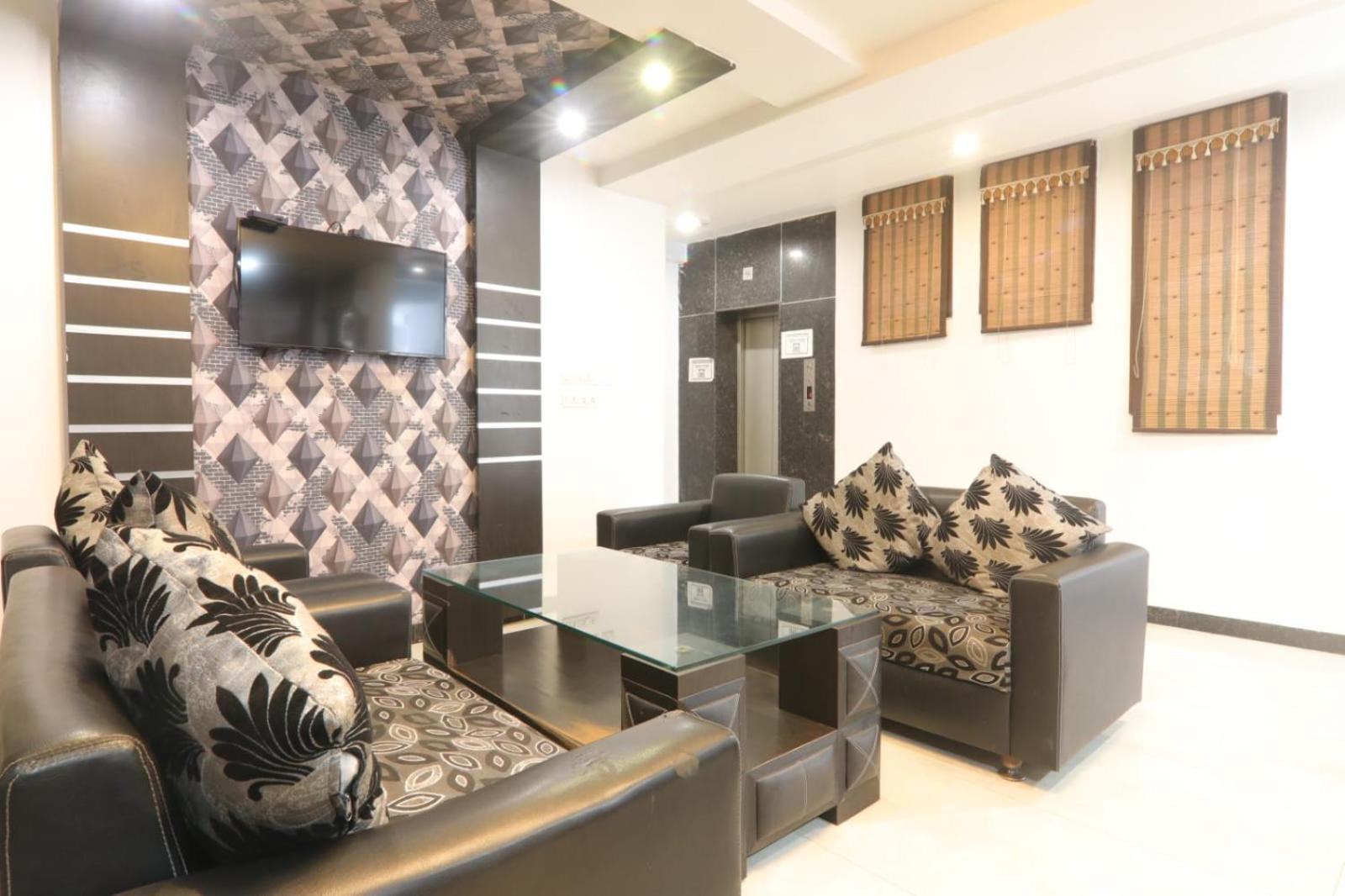 Hotel Global Inn -1 Km From Railway Station - Lift Food And Free Parking Lucknow Esterno foto